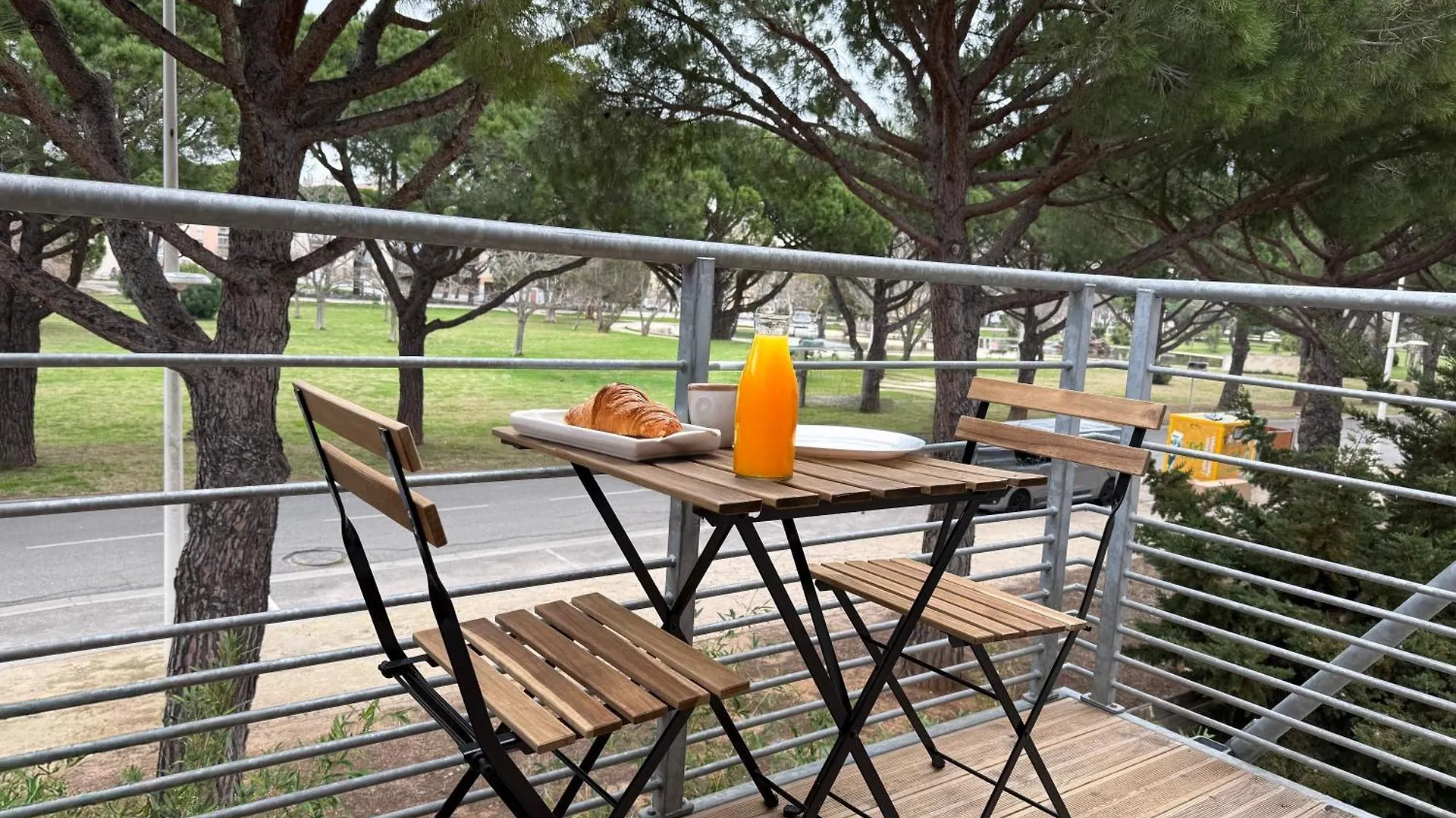 Apartment Le Balcon Du Ponant 2 Bedrooms With Terrace Park View Port-Saint-Louis-du-Rhone France